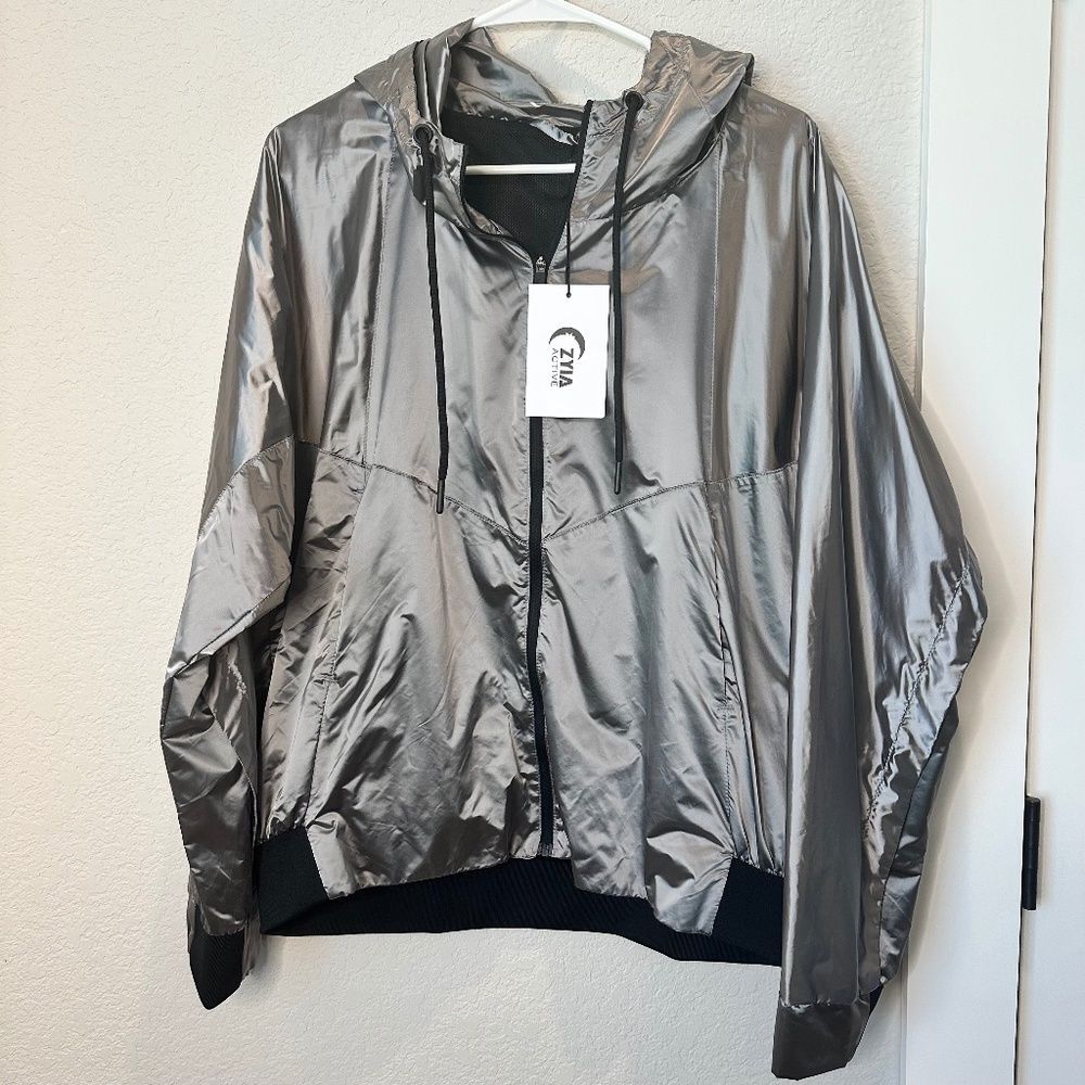 NWT Zyia Metallic Silver Jacket - Size XXL